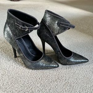 Nine West pewter pony hair pump with ankle closure. Size 8